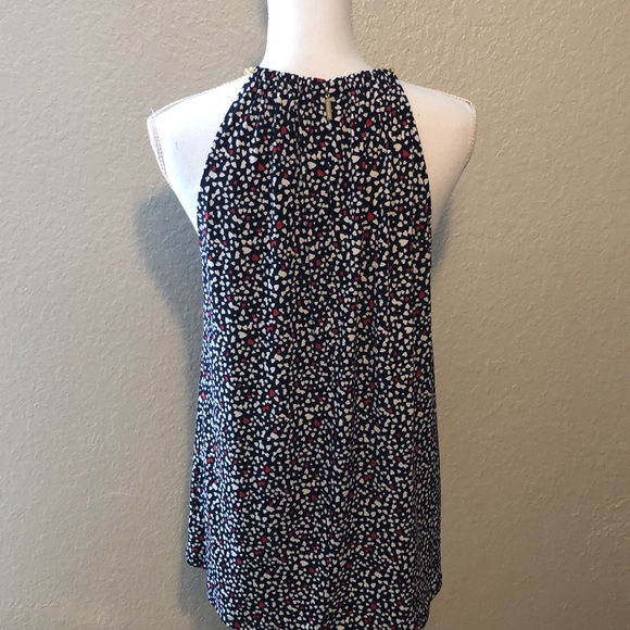 MICHAEL Michael Kors Sleeveless Top Hearts Print With Gold Chain Necklace - Picture 4 of 7